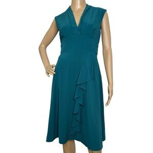 Modcloth v neck sleeveless dress small